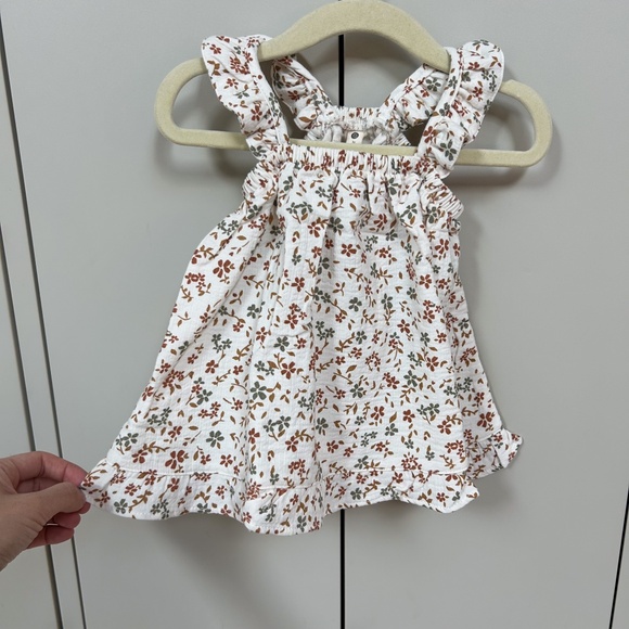Quincy Mae Ruffle sleeveless floral dress and bloomer set - 6-12M, organic - Picture 14 of 15